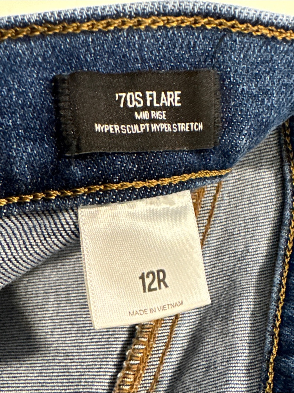Womans express Mid Rise Dark Wash Hyper Sculpt '70s Flare Jeans size 12 - Picture 8 of 11